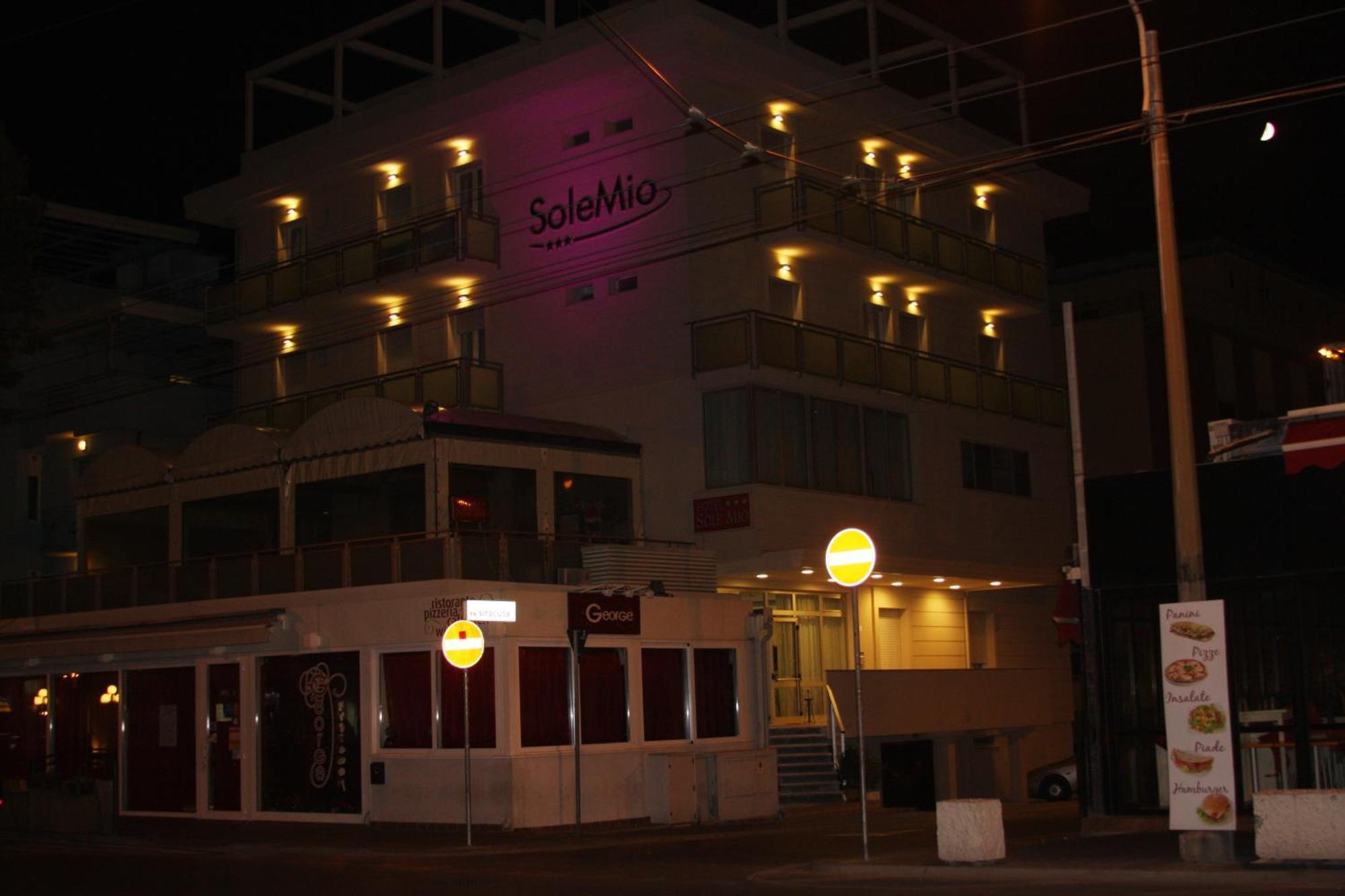 Hotel Sole Mio Rimini Exteriör bild