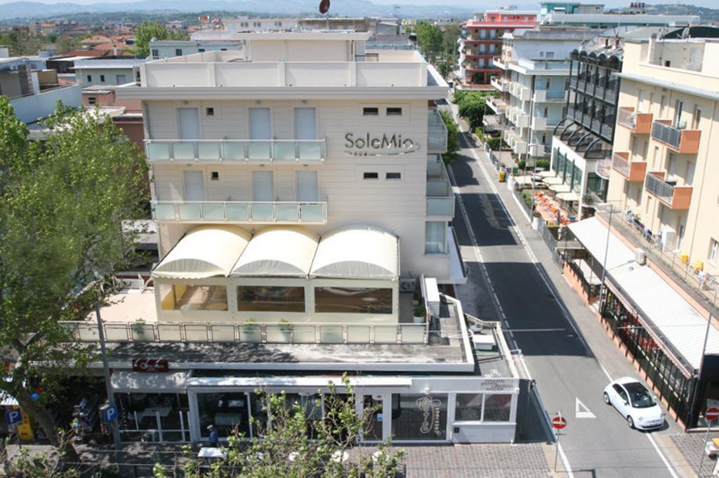 Hotel Sole Mio Rimini Exteriör bild
